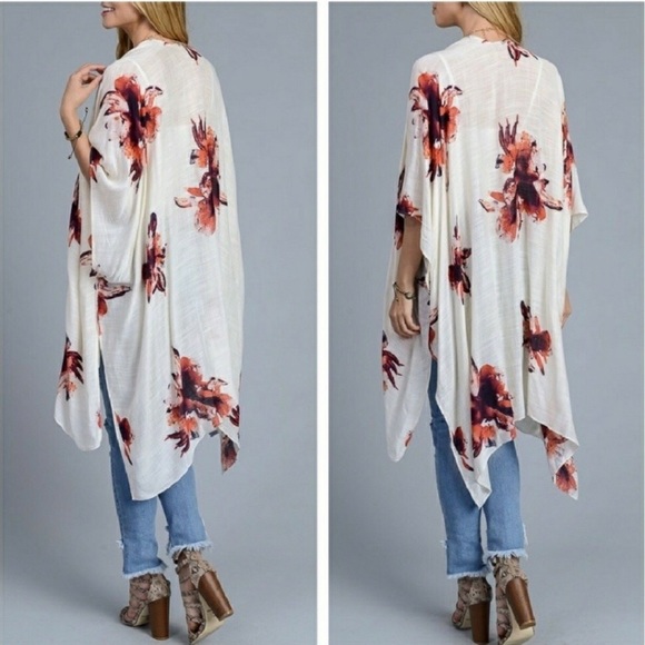Sweaters - Floral Kimono🌸FINAL PRICE🌸